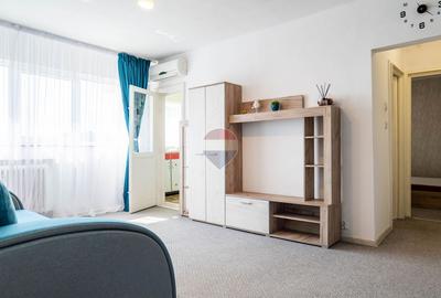 Apartament cu 2 camere semidecomandat, mobilat în Iancului