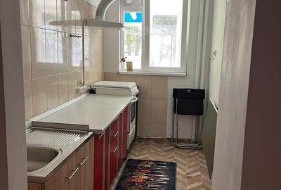 Inchiriez apartament 2 camere Campia Libertatii, la 10 min. metrou Piata Muncii. - 10