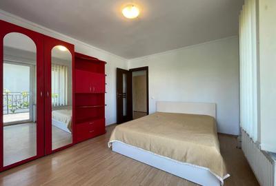 Apartament cu 3 camere semidecomandat, mobilat în Bună Ziua