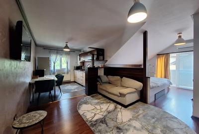 Apartament cu 2 camere semidecomandat, mobilat în Florești