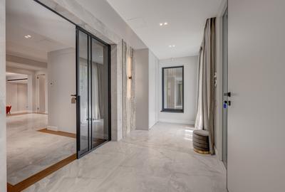 Luxury villa | gated complex with security | Iancu Nicolae | British School - 31