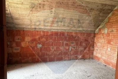 Casă / Vilă cu 6 camere de vânzare - 18
