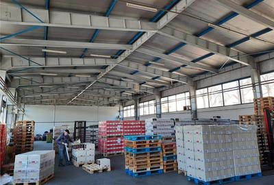 Spatiu Industrial - 550 mp - Depozitare - Distributie - 10