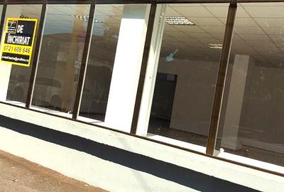 Spatiu Comercial Stradal su.70mp. vitrina, Piata Grivitei str.I.G.Duca - 2