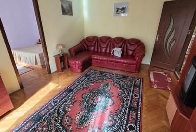 Inchiriem apartament cu 2 camere, strada Uranus - 3