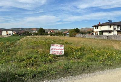 Teren Construcții intravilan de 1200 mp, în Gilău