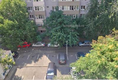 Garsoniera Salajan Titan etaj 5|10 Metrou Grigorescu - 7