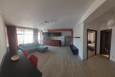 Apartament cu 3 camere decomandat în Decebal