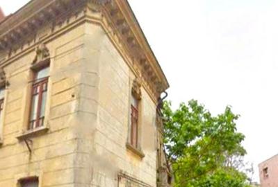 Casă cu 12 camere în Victoriei