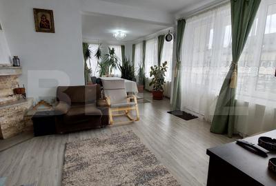 Casă individuală cu 10 camere în Sud-Vest