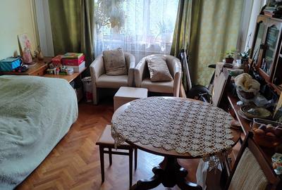 Apartament cu 3 camere decomandate in zona Calea Lipovei - 1