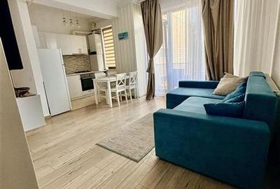 Apartament cu 2 camere decomandat, mobilat în Central