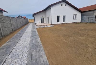 Casă individuală de vânzare în Recaș | 143 mp utili | Teren 720 mp - 4