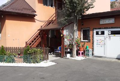 Vand casa P + M, cu 5 camere in zona 7 Noiembrie - 1