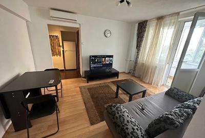 Apartament cu 2 camere semidecomandat, mobilat în Gara de Nord