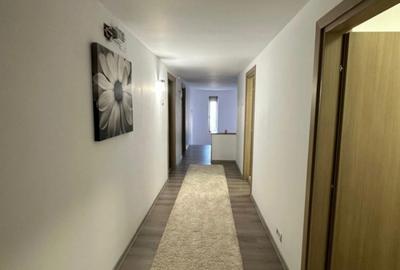 Proprietatea de pe malul lacului care cucerește piața imobiliară - 2