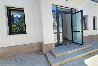 Proprietar , închiriez Spațiu de Birouri , Unirii -Budapesta, stradal , parcare - 3
