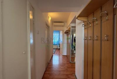 Apartament 3 camere decomandat cu 2 băi în Calea București - 11