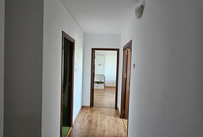 Titan Barajul Dunarii 2 camere, decomandat, mobilat, etaj 7 - 8
