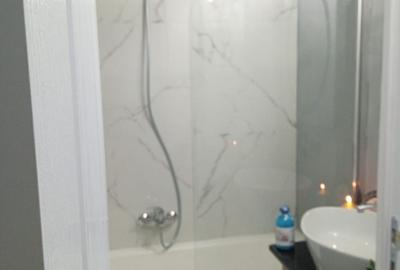 Apartament cu 2 camere semidecomandat, mobilat în Cișmigiu