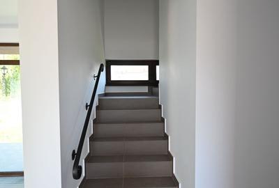 Casă / Vilă cu 4 camere de închiriat în zona Aradului - 7