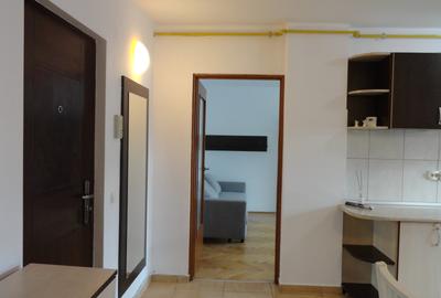 Apartament cu 2 camere separate, str.Muncitorilor - 12