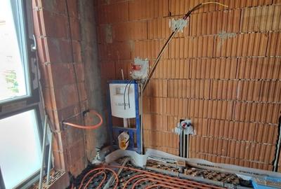 Vila lux, str Pădurii-Lebada, 5 camere, 3 bai, curent 380 kw, COMISION  0padurii - 4