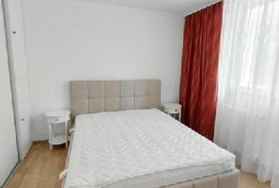 Apartament cu 3 camere decomandat, mobilat în Drumul Taberei