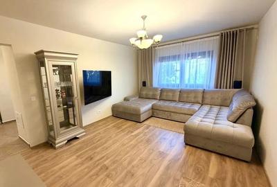 Apartament cu 2 camere decomandat în Nicolina