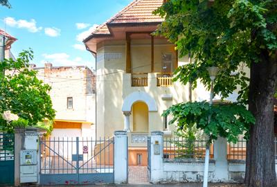 VANZARE VILA 8 CAMERE KISELEFF- PARCUL KISELEF- STR. ELIZA ZAMFIRESCU LEONIDA - 35