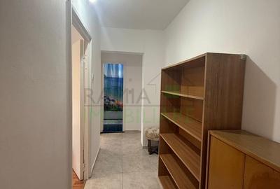 Apartament 3 Camere Decomandat, Etaj 1, Tractorul - 14