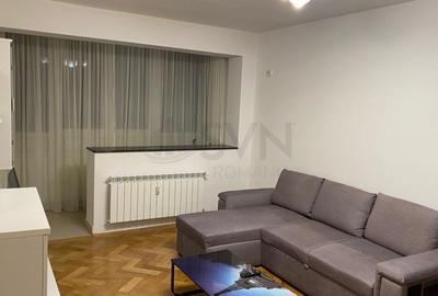 Apartament cu 2 camere semidecomandat, mobilat în P-ța Victoriei