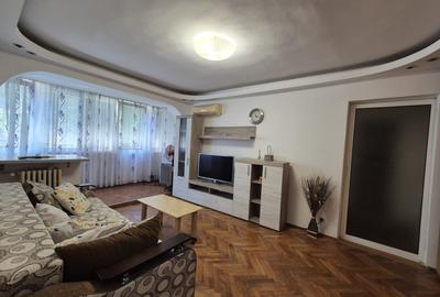 Apartament cu 2 camere semidecomandat în Câmpia Libertății
