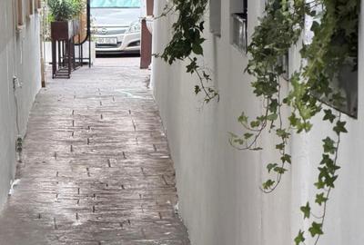 BISTRO CAFE||ARCUL DE TRIUMF - 7