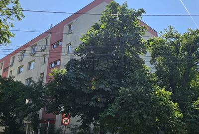 Apartament de 4 camere decomandate - Aleea Costinesti - 2