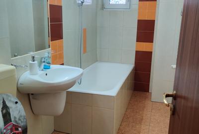 Închiriere studiou metrou Unirii ultracentral - 9
