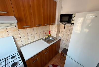 Garsoniera Titan 30 Mp Etaj 9 Bloc 1972 Reabilitat Debara 10 Min Metrou - 6