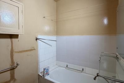 Vanzare apartament 2 camere,Sos. Colentina 8,zona Kaufland,10 min metrou Obor - 21