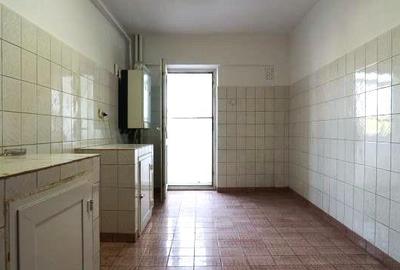 Inchiriere 3 Camere Generoase   Etaj 1   Ideal Birou, Sediu Firma sau Locuinta. - 3