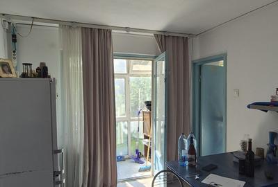 Apartament cu 2 camere nedecomandat, mobilat în Inel II