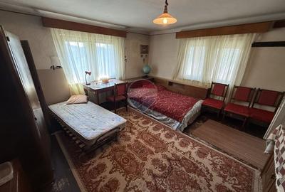 Casă in mijlocul naturii in orașul Câmpulung - 19
