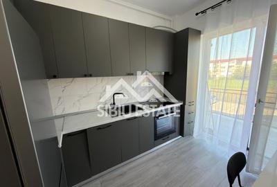 Apartament de închiriat , 2 camere decomandate, cu balcon si parcare - 1