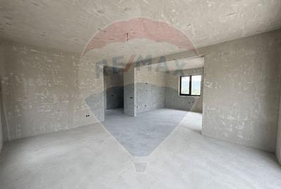 Casa individuala de vanzare in Salicea! 145 MP - 900 MP Teren - 9