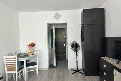 Garsonieră mobilată și utilată • Vasile Aron • Etaj 4 • Lângă Milea & Mall - 2