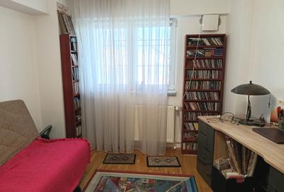 Apartament 3 camere decomandat, 2 grupuri sanitare, 2 balcoane, Rond Baba Novac - 3
