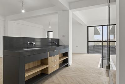 Vilă cu Design Distinct și Locație Excelentă - 48