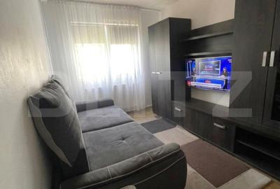 Apartament 2 camere decomandate, zonă foarte bună – ideal locuit sau investiție - 1