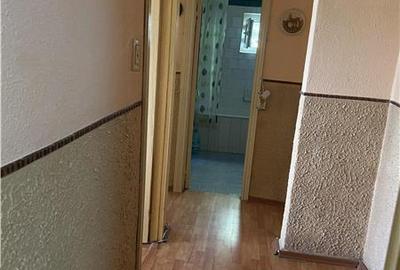 Apartament 3 camere Focsani ,zona centrala , 2 bai , decomandat , liber - 4