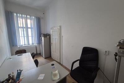 Apartament 2 camere, ultracentral Arad, Imobil reabilitat, Comision 0% - 12