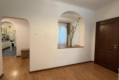 Vilă de vânzare în Domenii – Mănăstirea Cașin, oază de liniste - 4